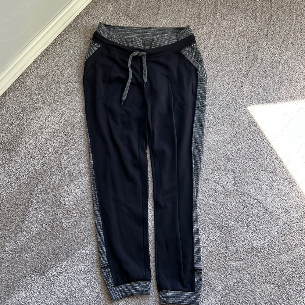 Lululemon blk joggers